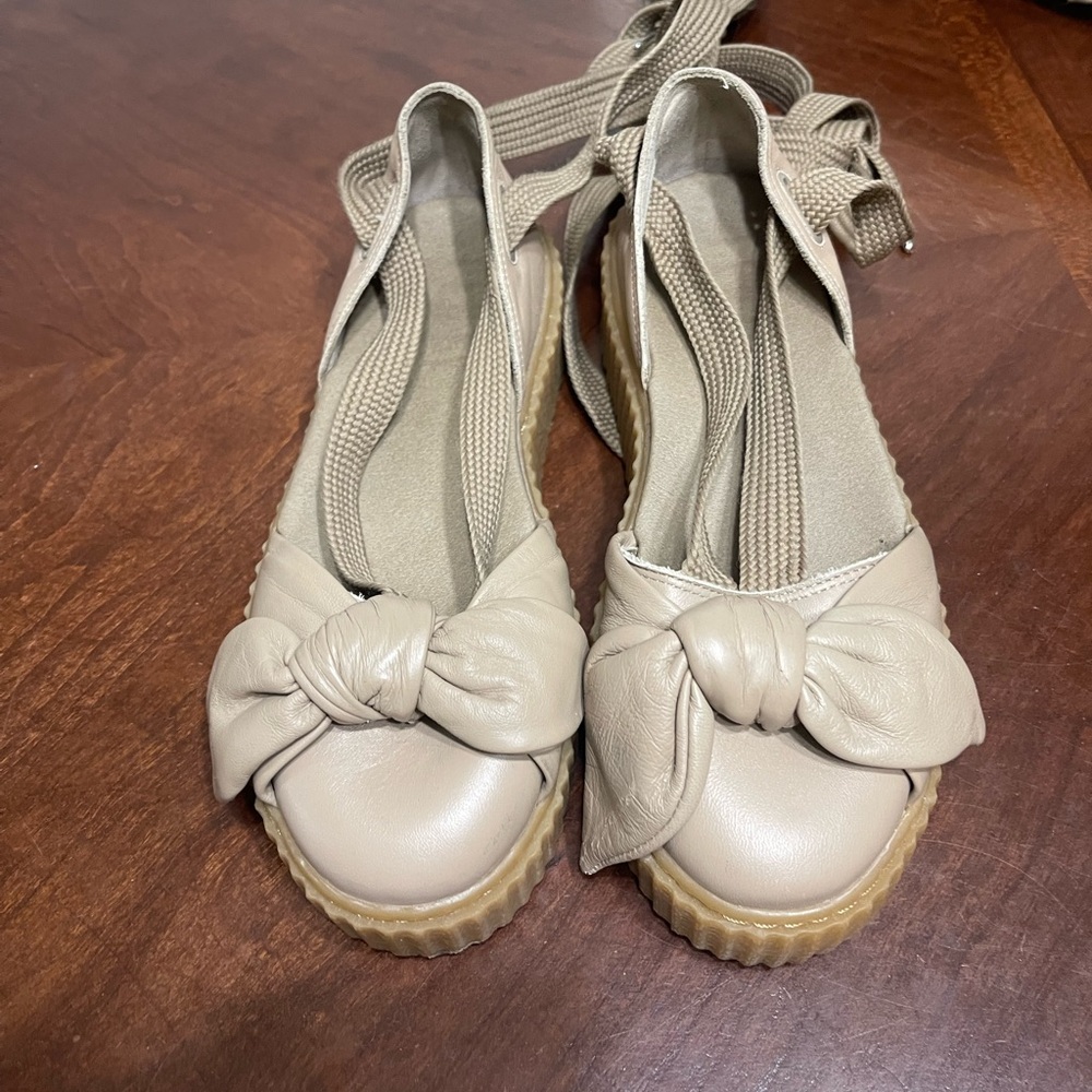Fenty Puma by Rihanna Leather Bow Creeper Sandal - Picture 3 of 10